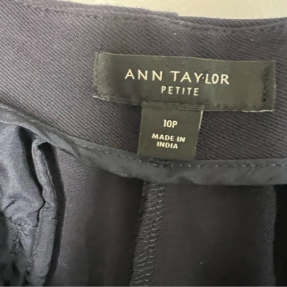 Ann Taylor Black Design Flat Front Wide Leg Dress Pants Size 10 Side Zip Career - Picture 9 of 10